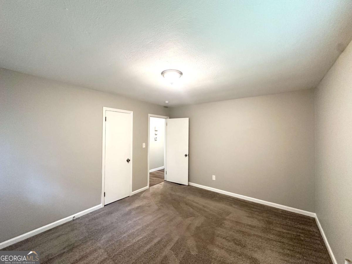 3948 Regent Street Property Photo 9
