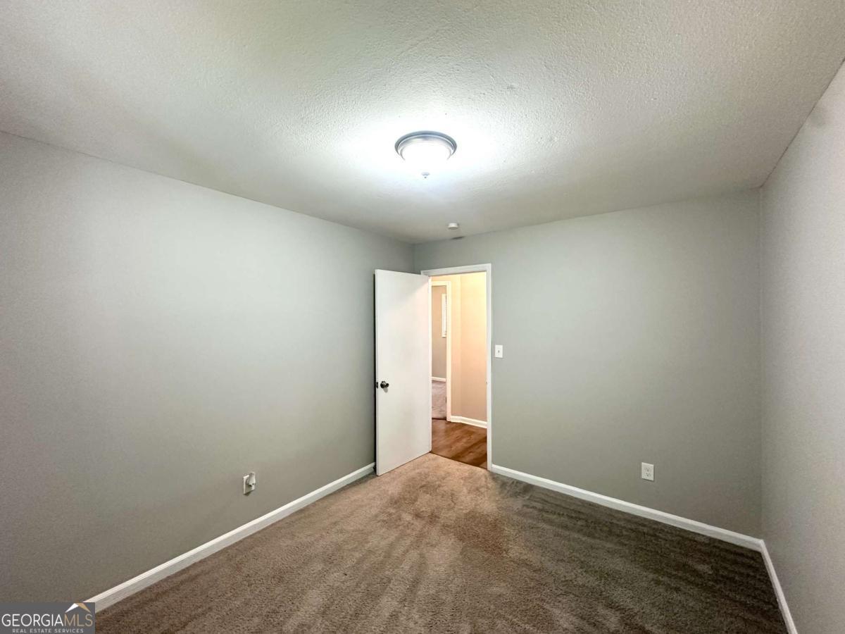3948 Regent Street Property Photo 13