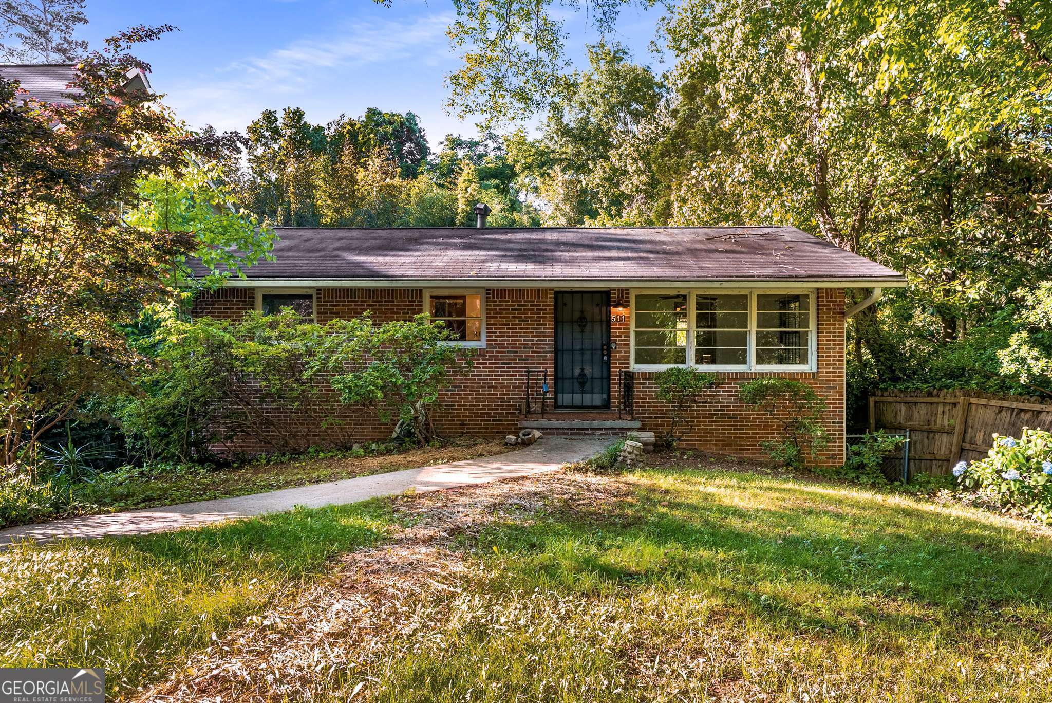 511 Oakview Road