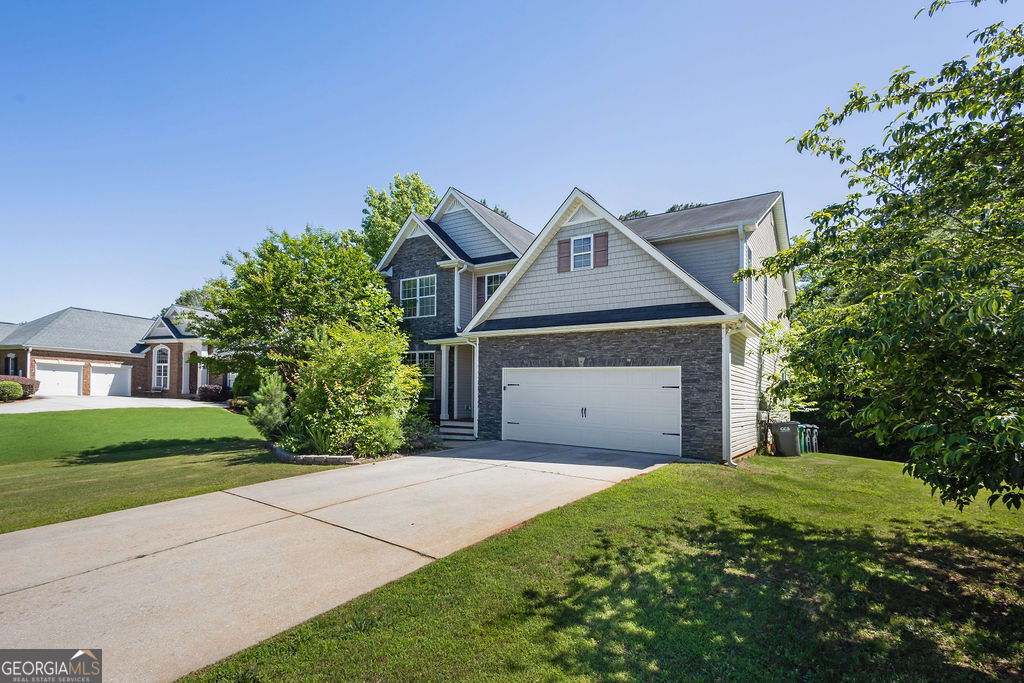 6645 Crest Wood Lane Property Photo 1