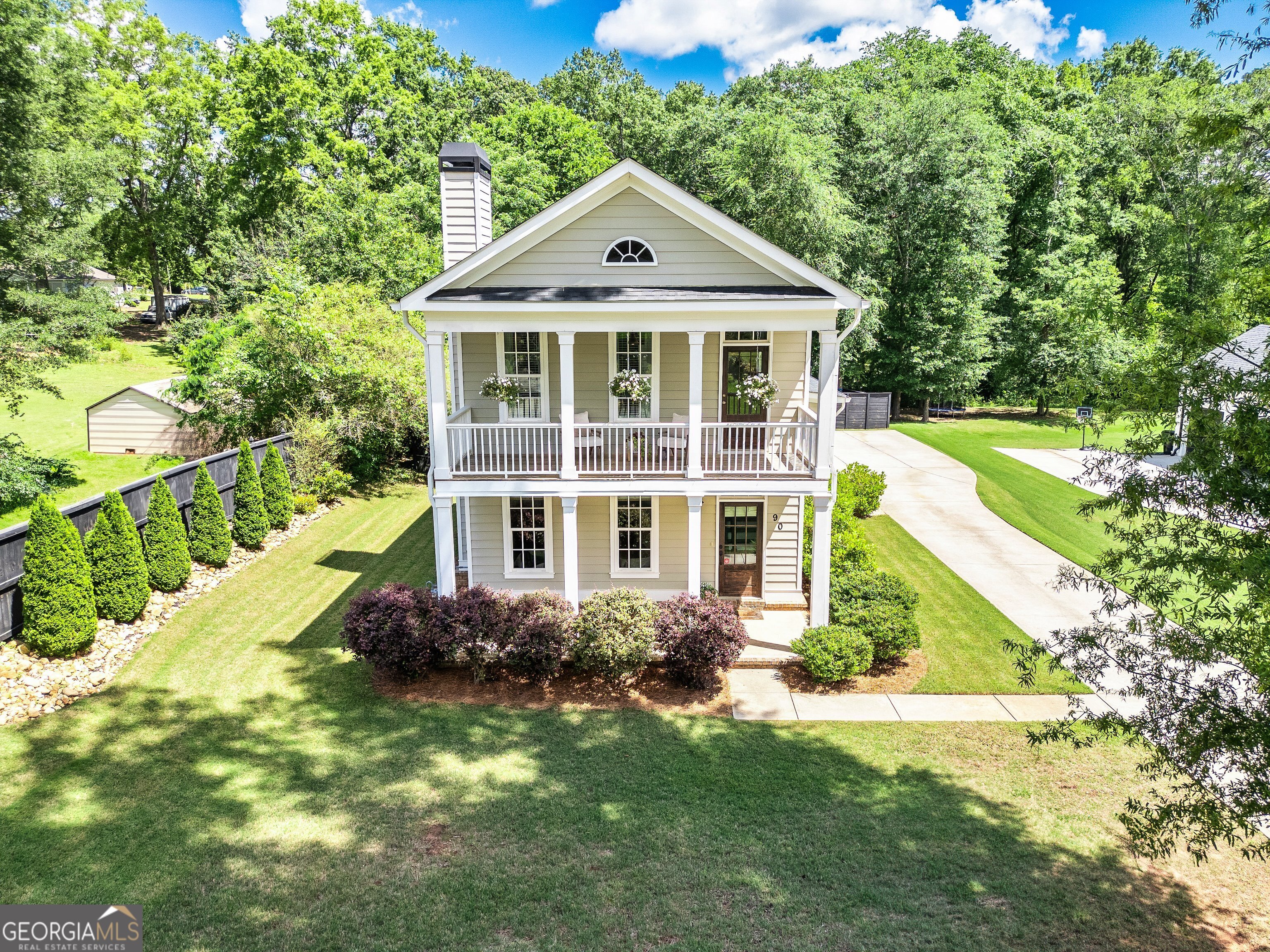 90 Middle Street Property Photo 1