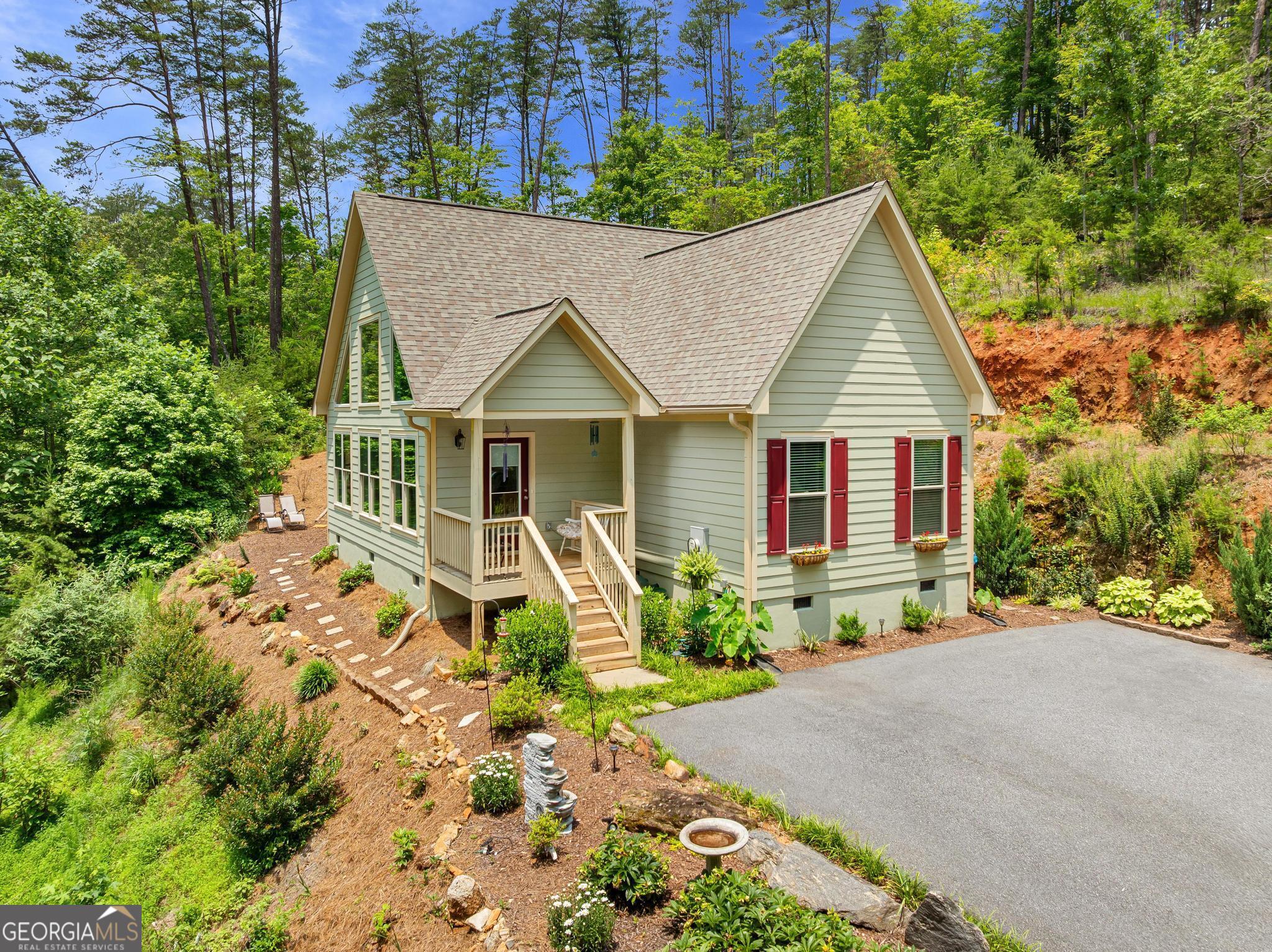 1356 Woodbrier Property Photo 1