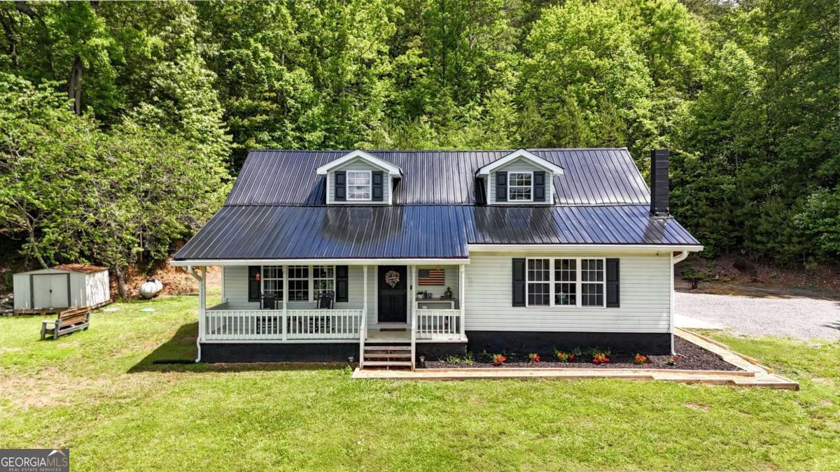 687 W Price Creek Road Property Photo 1