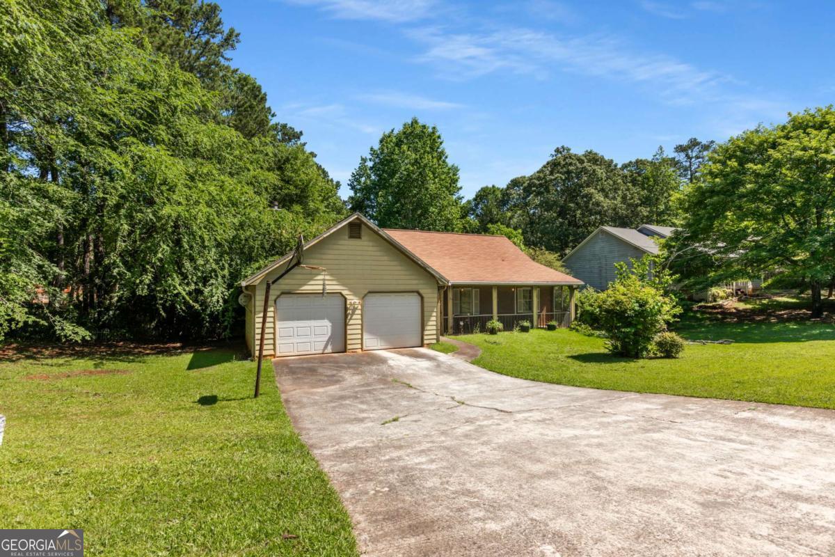 2617 Laurel Woods Lane Se Property Photo 1