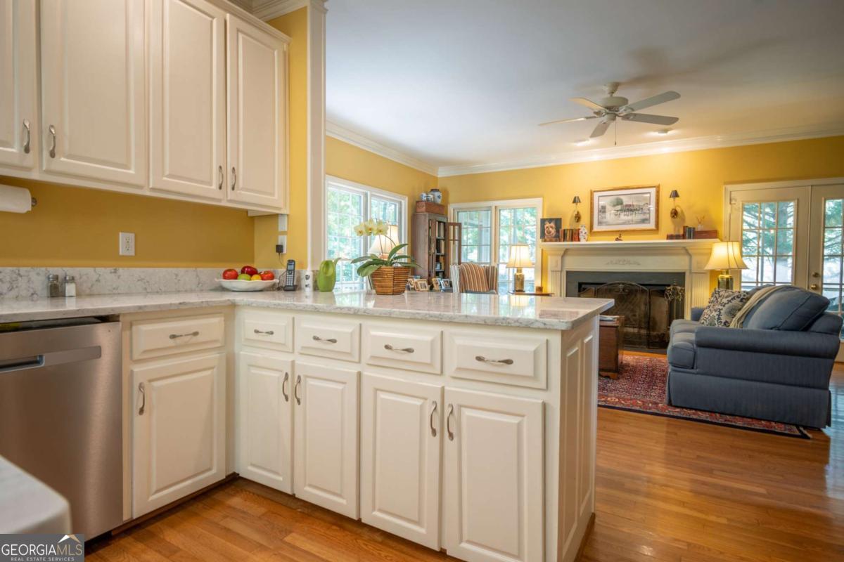450 Riverbottom Road Property Photo 13