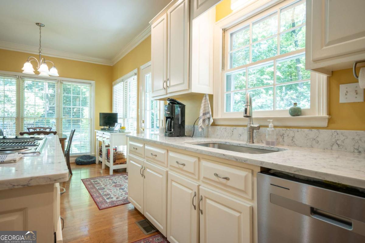 450 Riverbottom Road Property Photo 16