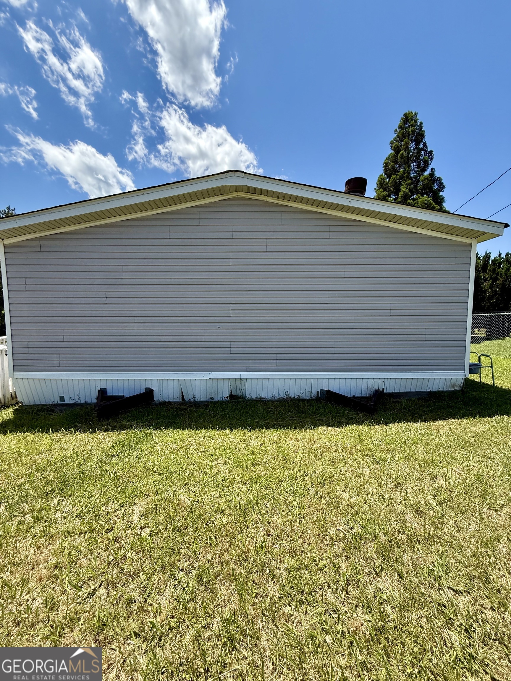 240 Professional Court Property Photo 6