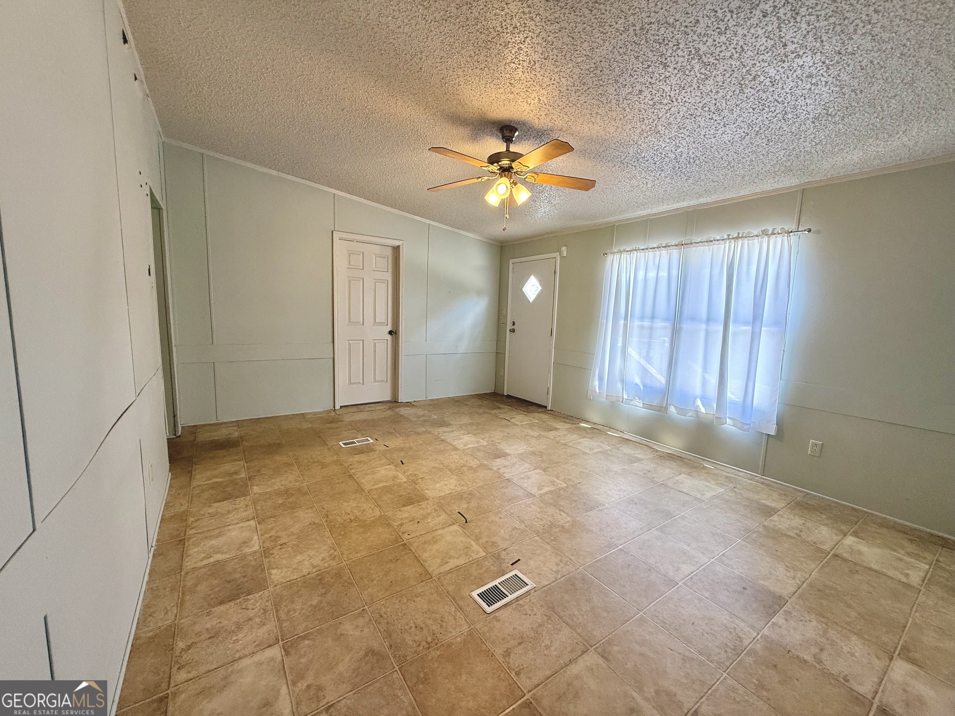 240 Professional Court Property Photo 8