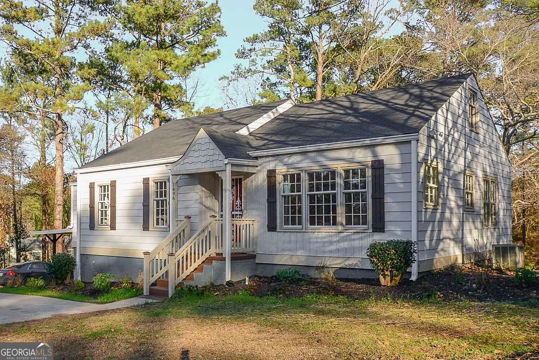 1496 S Hairston Road Property Photo 1