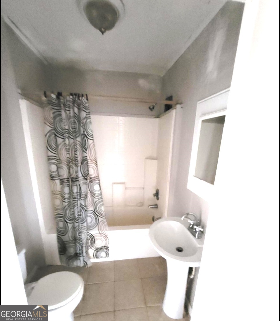 6835 Roosevelt Highway Property Photo 9