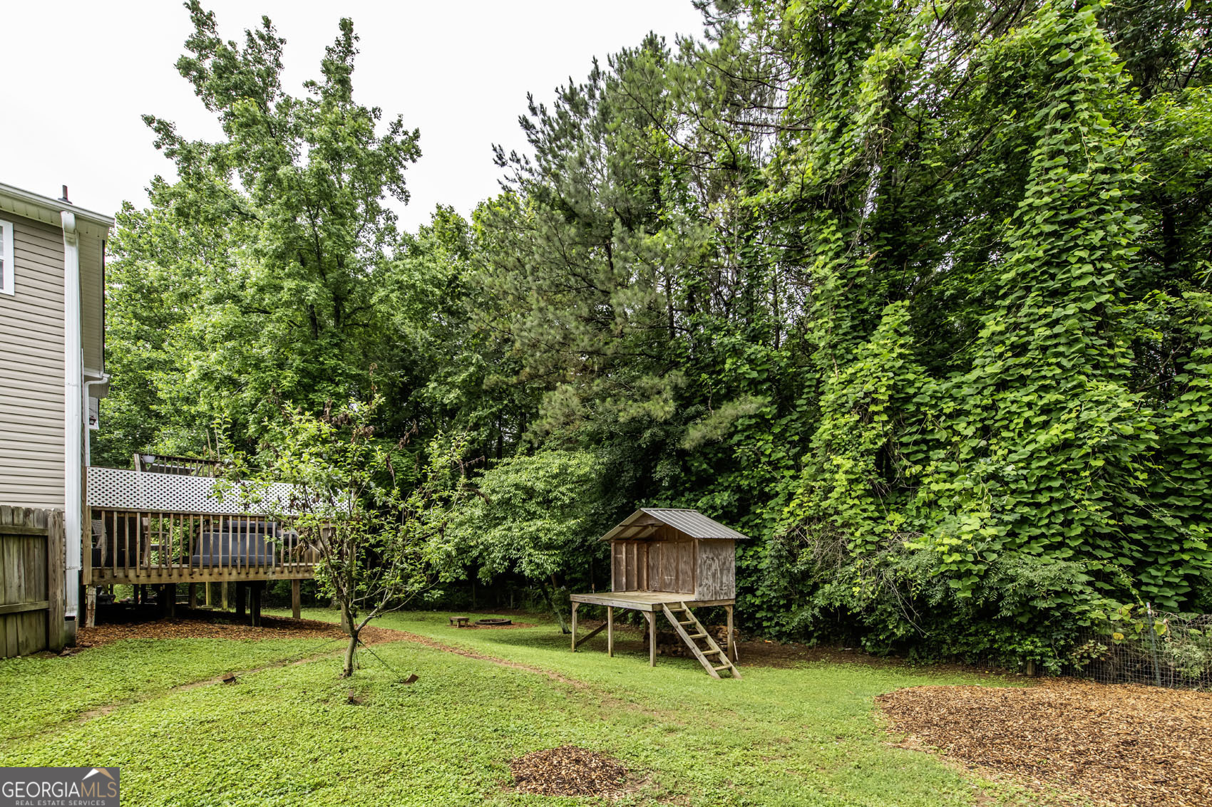 639 Sheffield Court Property Photo 4