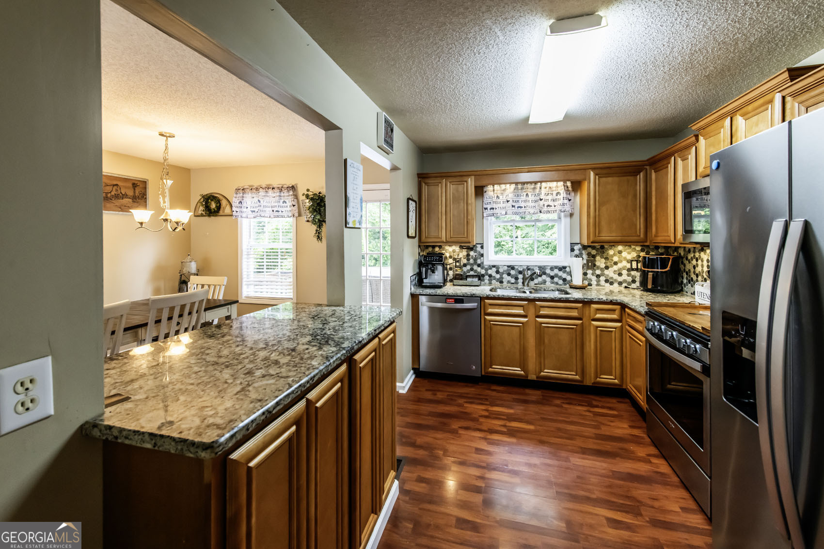 639 Sheffield Court Property Photo 13