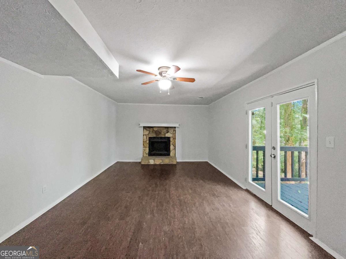 3924 Chimney Ridge Court Property Photo 9