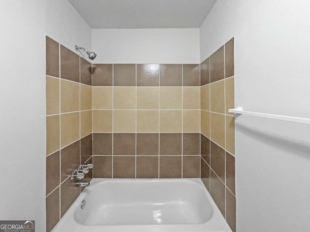 3924 Chimney Ridge Court Property Photo 24