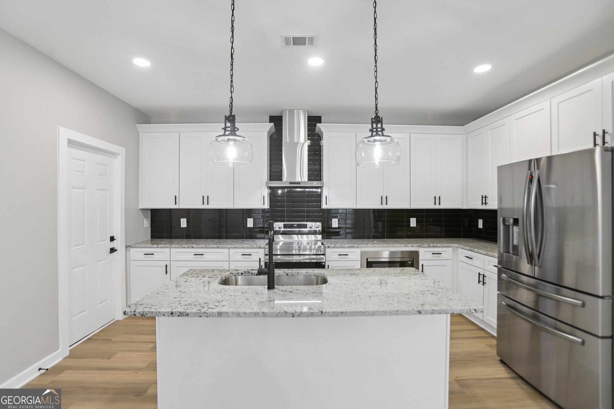 3189 Jackson # A Property Photo 1