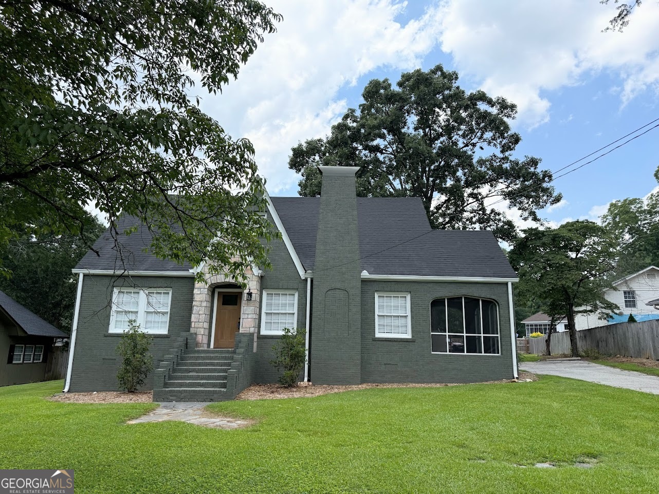 125 Oak Avenue Property Photo 1