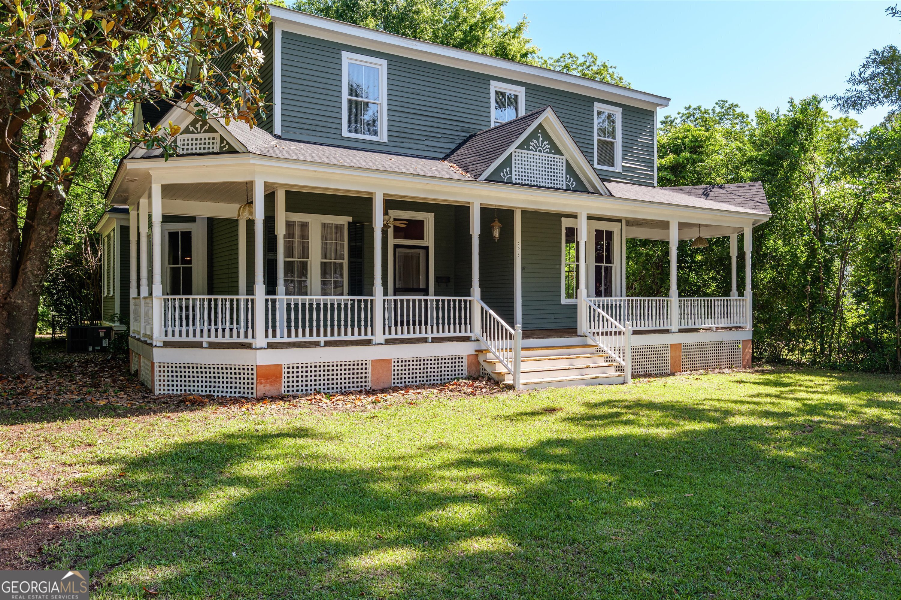 223 E Robert Toombs Avenue Property Photo 1