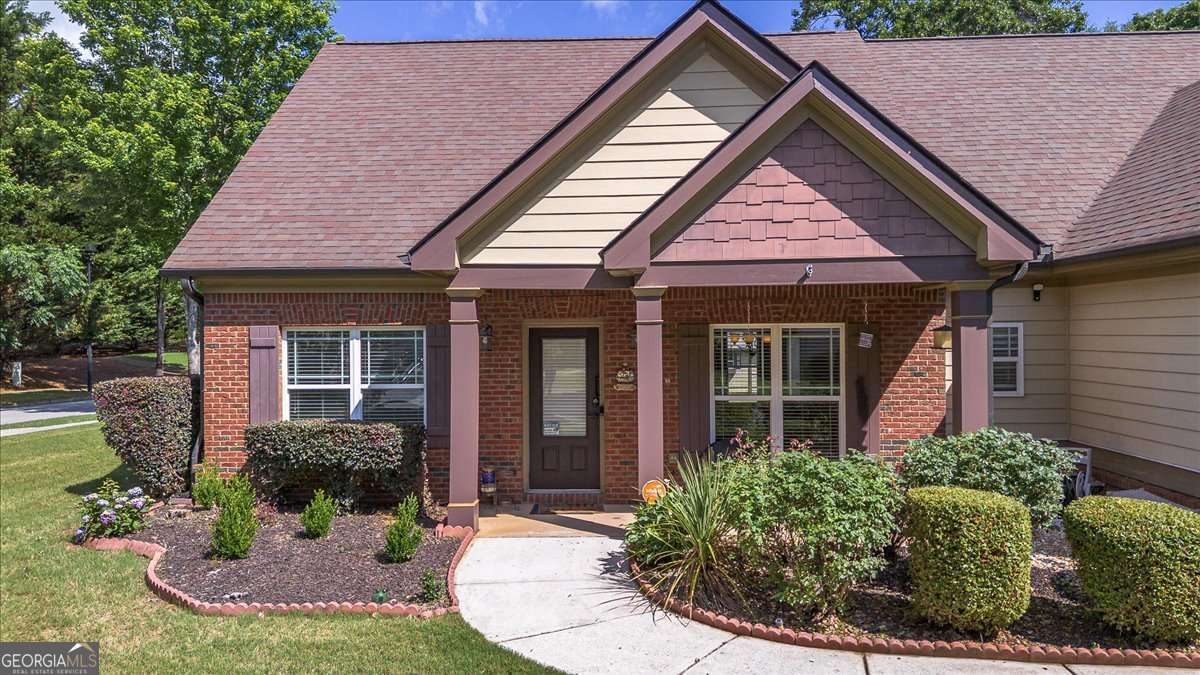 474 Strawberry Walk Property Photo 2