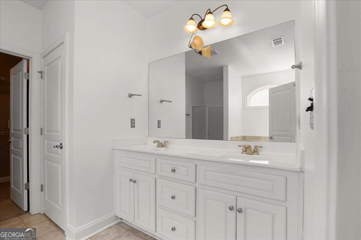474 Strawberry Walk Property Photo 14