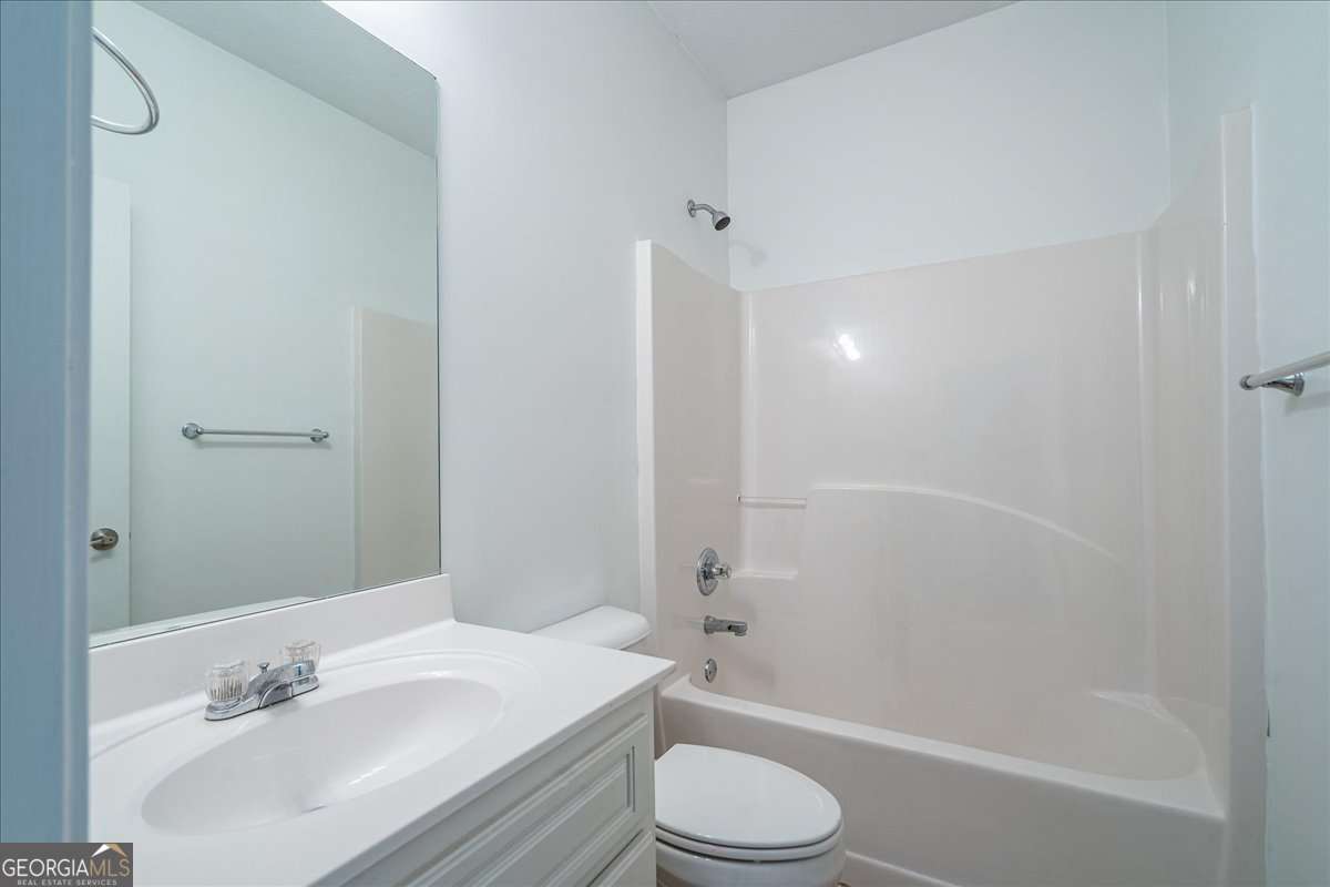474 Strawberry Walk Property Photo 18