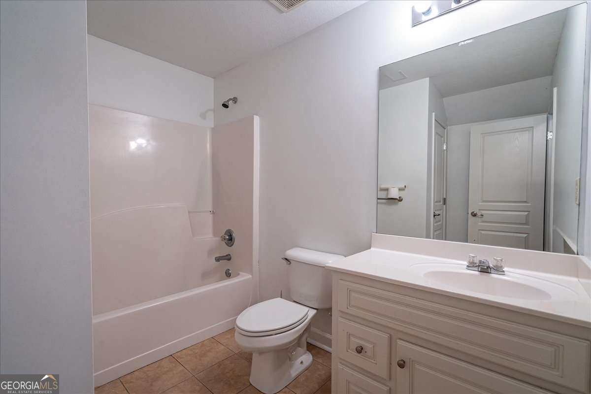 474 Strawberry Walk Property Photo 22