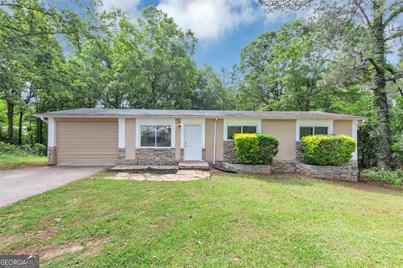 5326 Highway 5 Property Photo 1