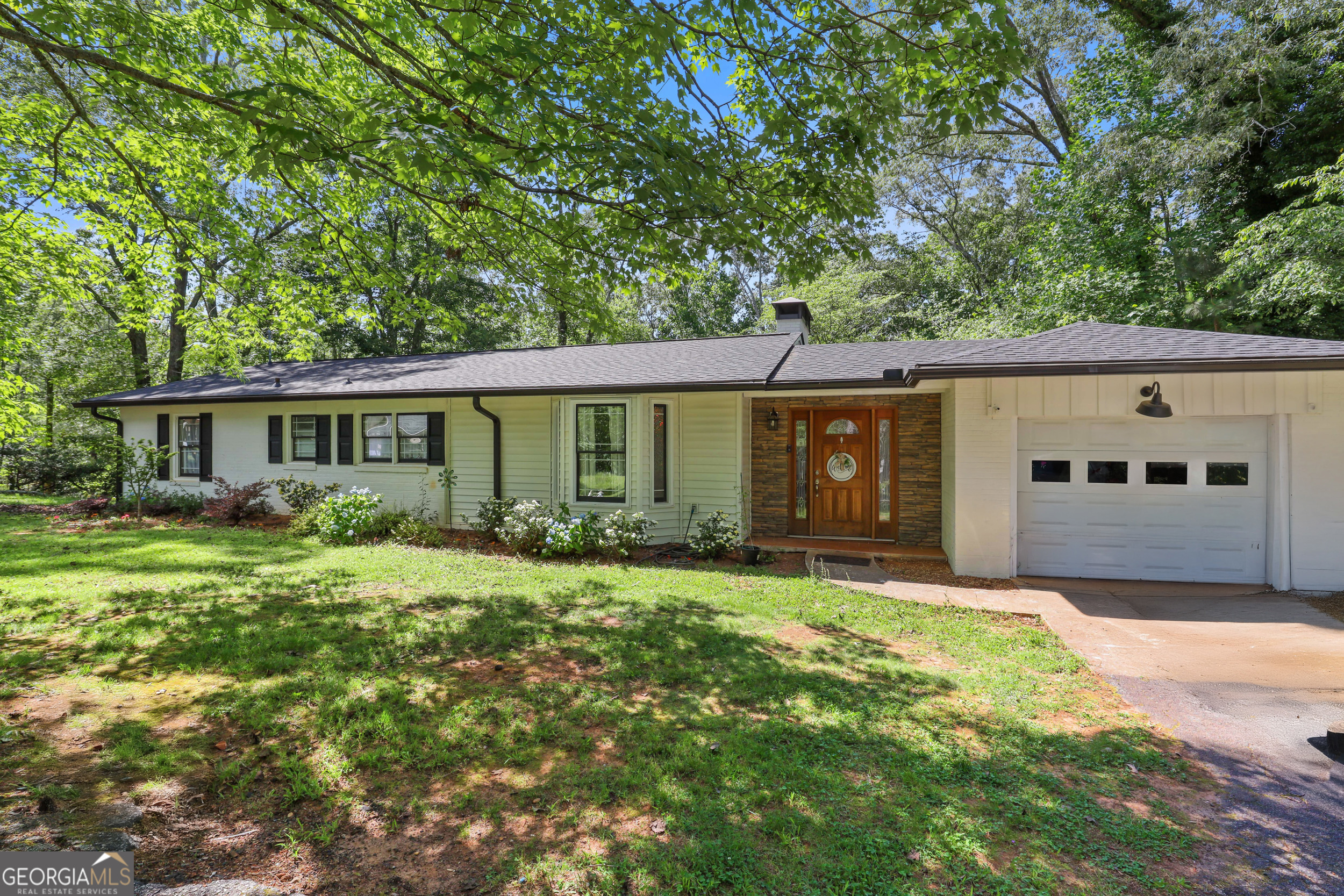 201 Georgia Street Property Photo 1
