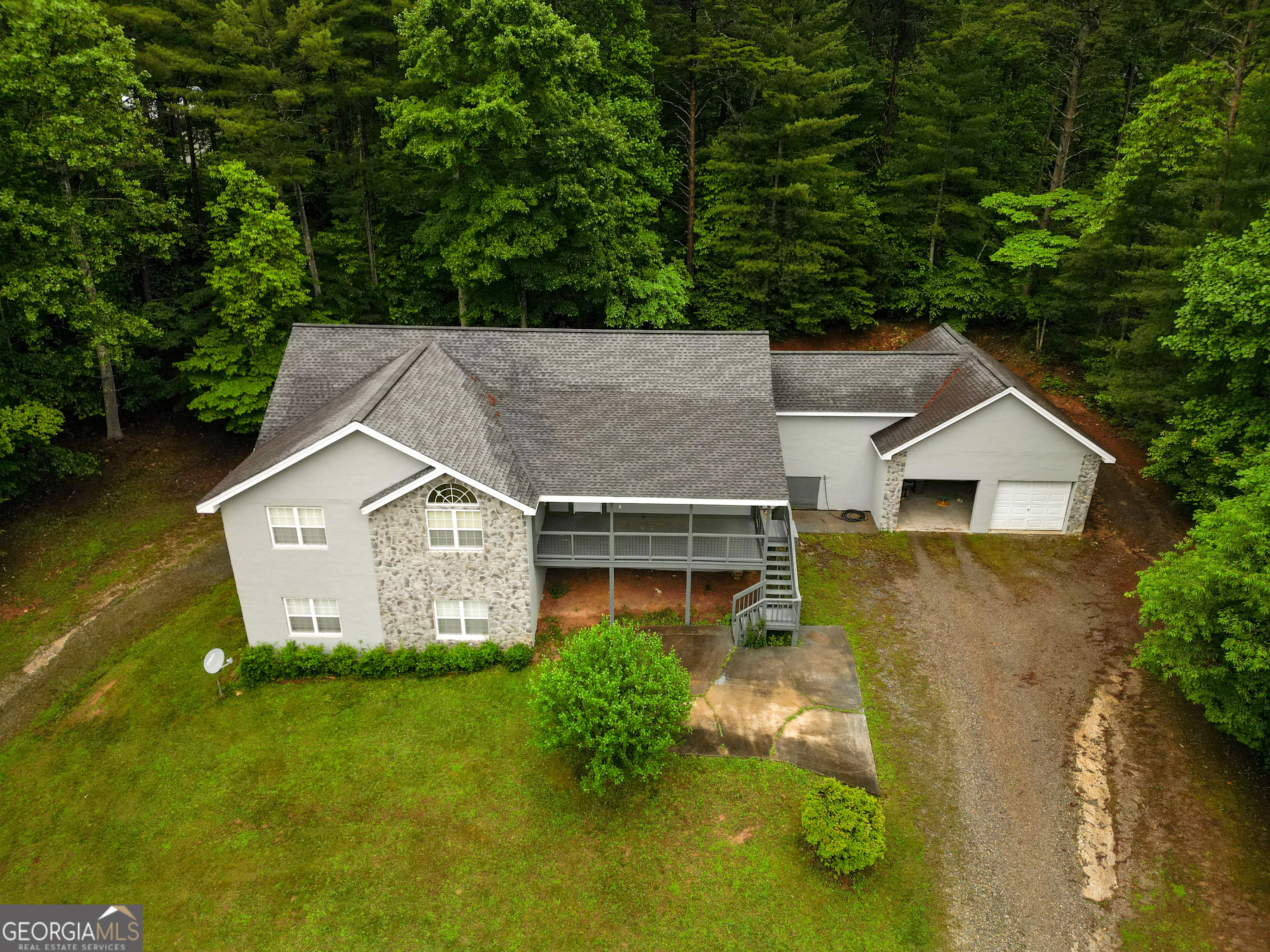 289 12 Point Road Property Photo 1
