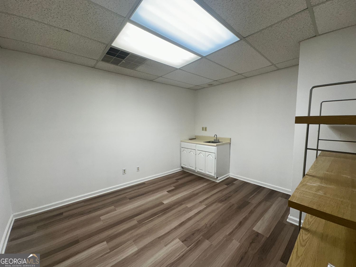2621 Sandy Plains Road # 102 Property Photo 8