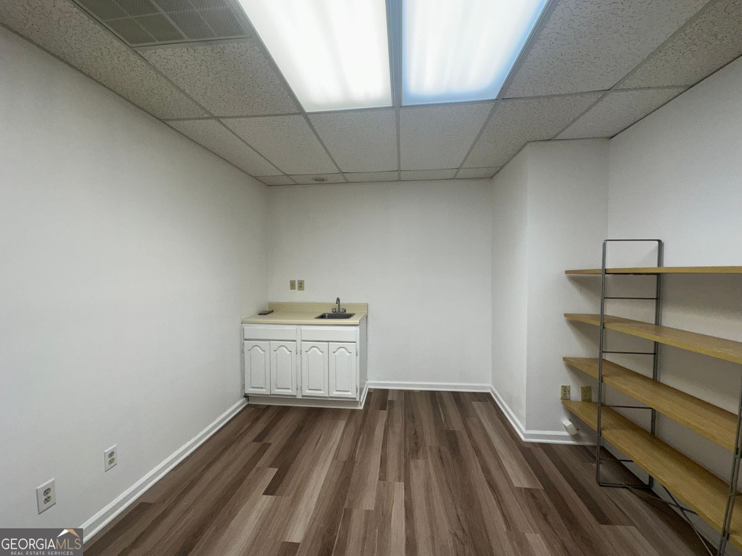 2621 Sandy Plains Road # 102 Property Photo 9