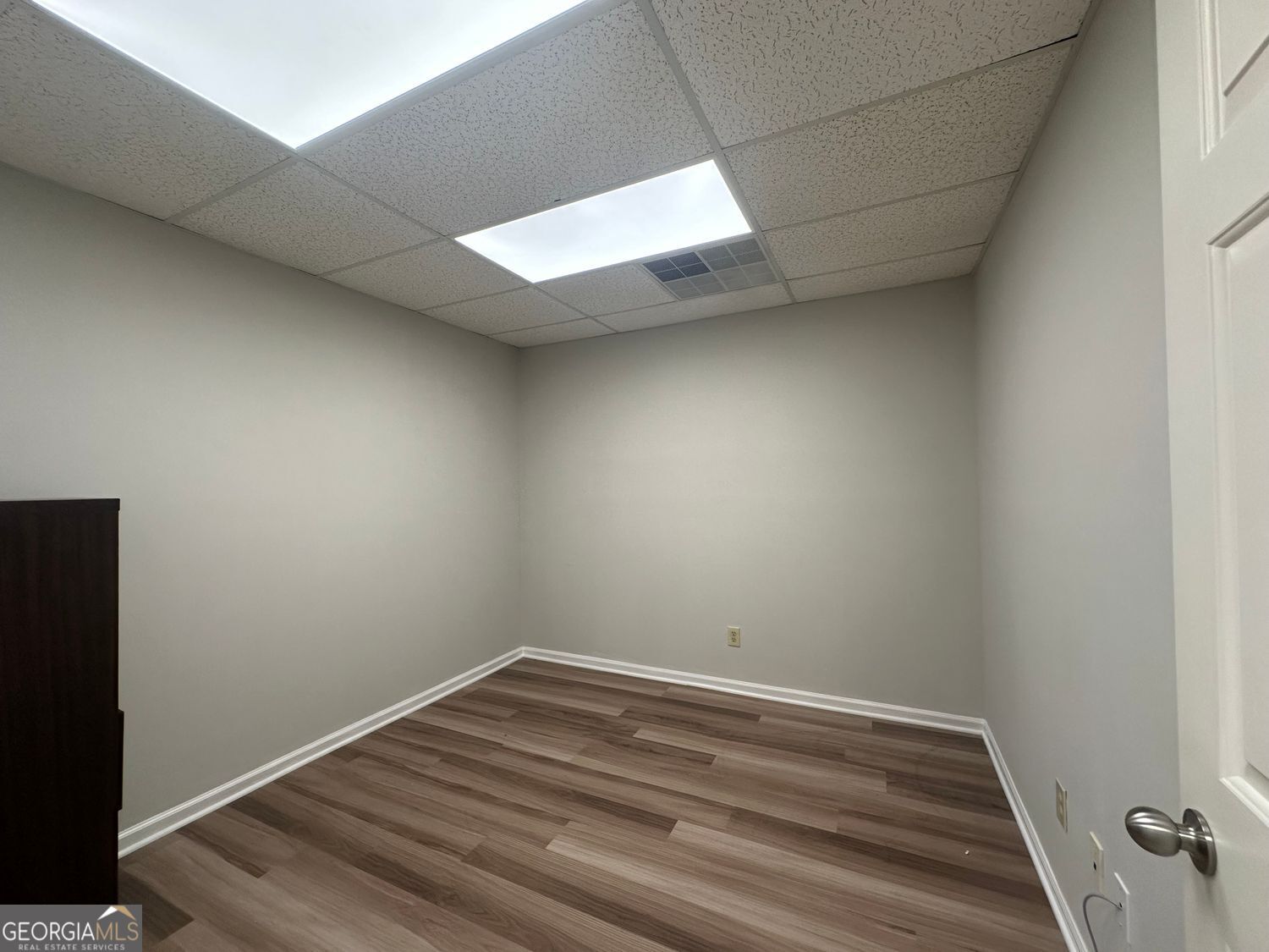 2621 Sandy Plains Road # 102 Property Photo 11