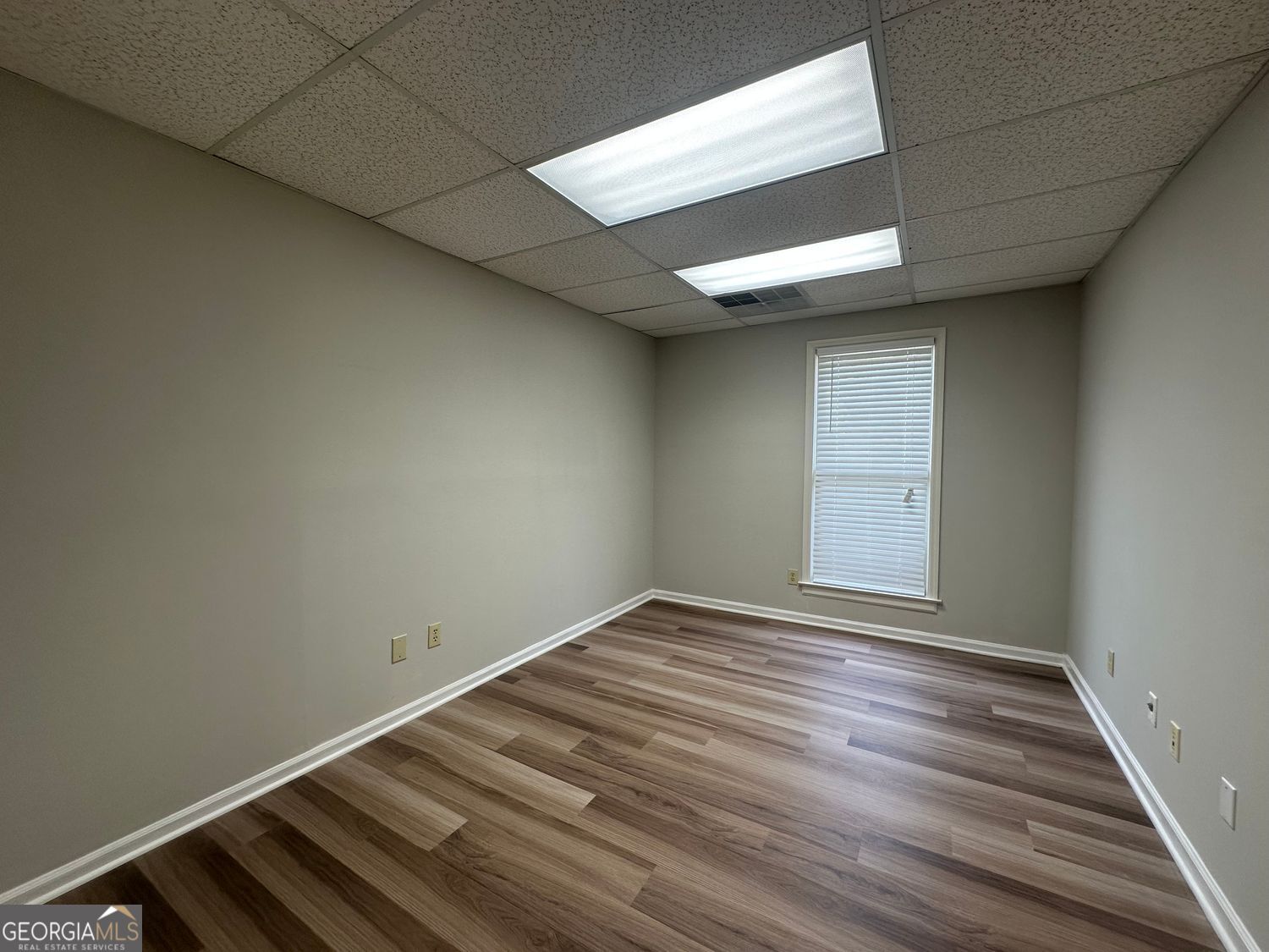 2621 Sandy Plains Road # 102 Property Photo 12
