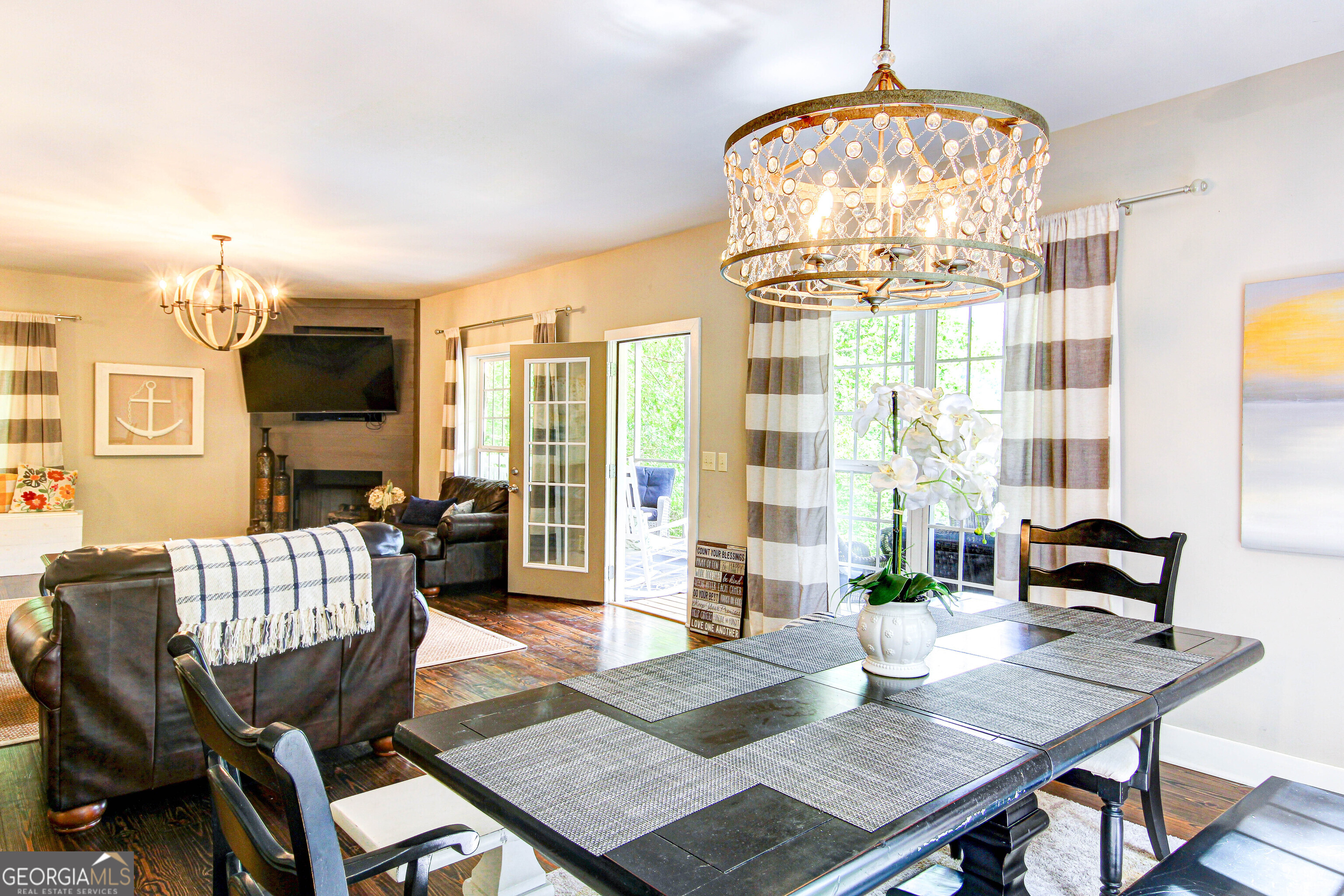 86 Waters Drive Property Photo 5