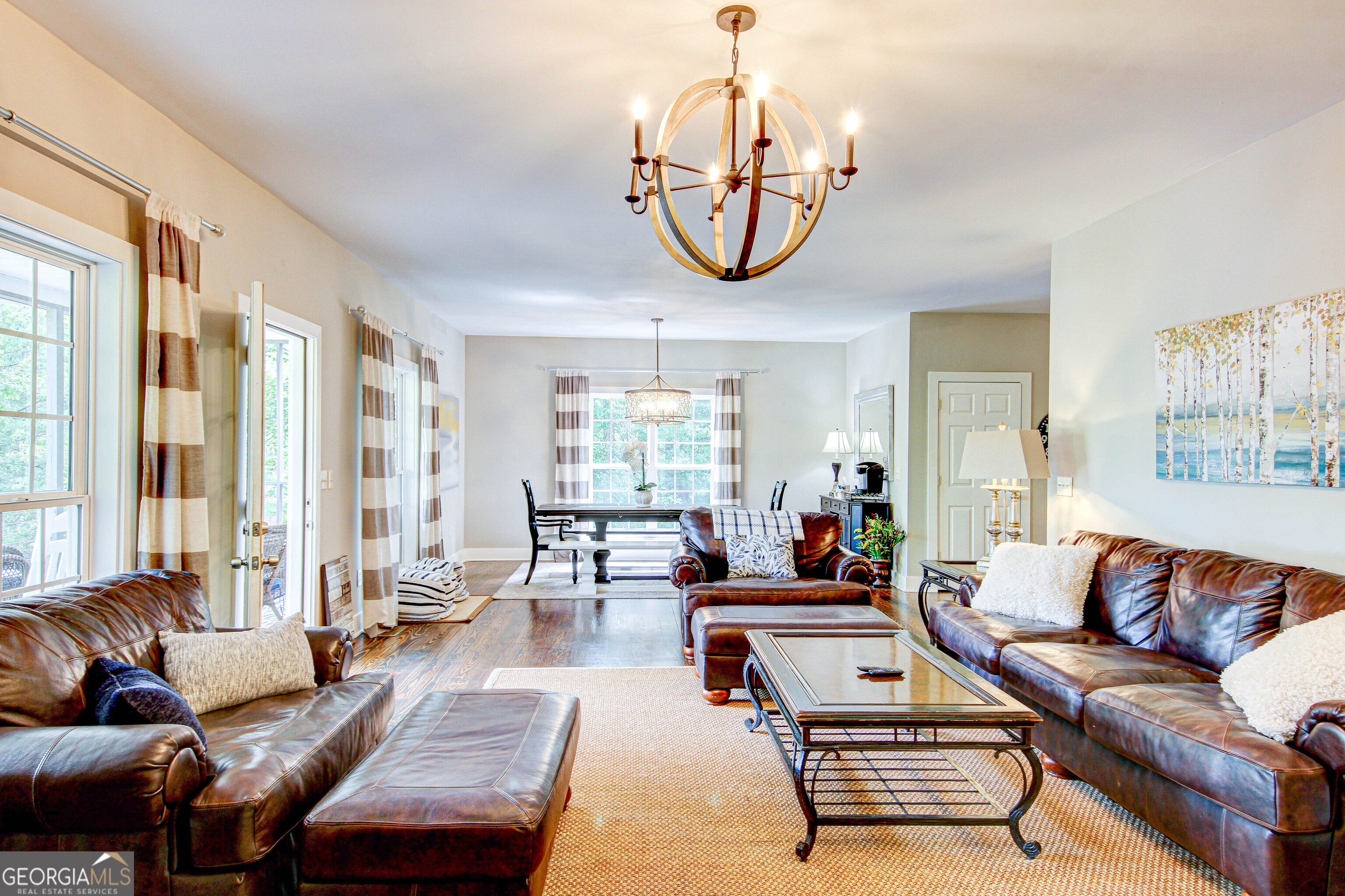 86 Waters Drive Property Photo 6