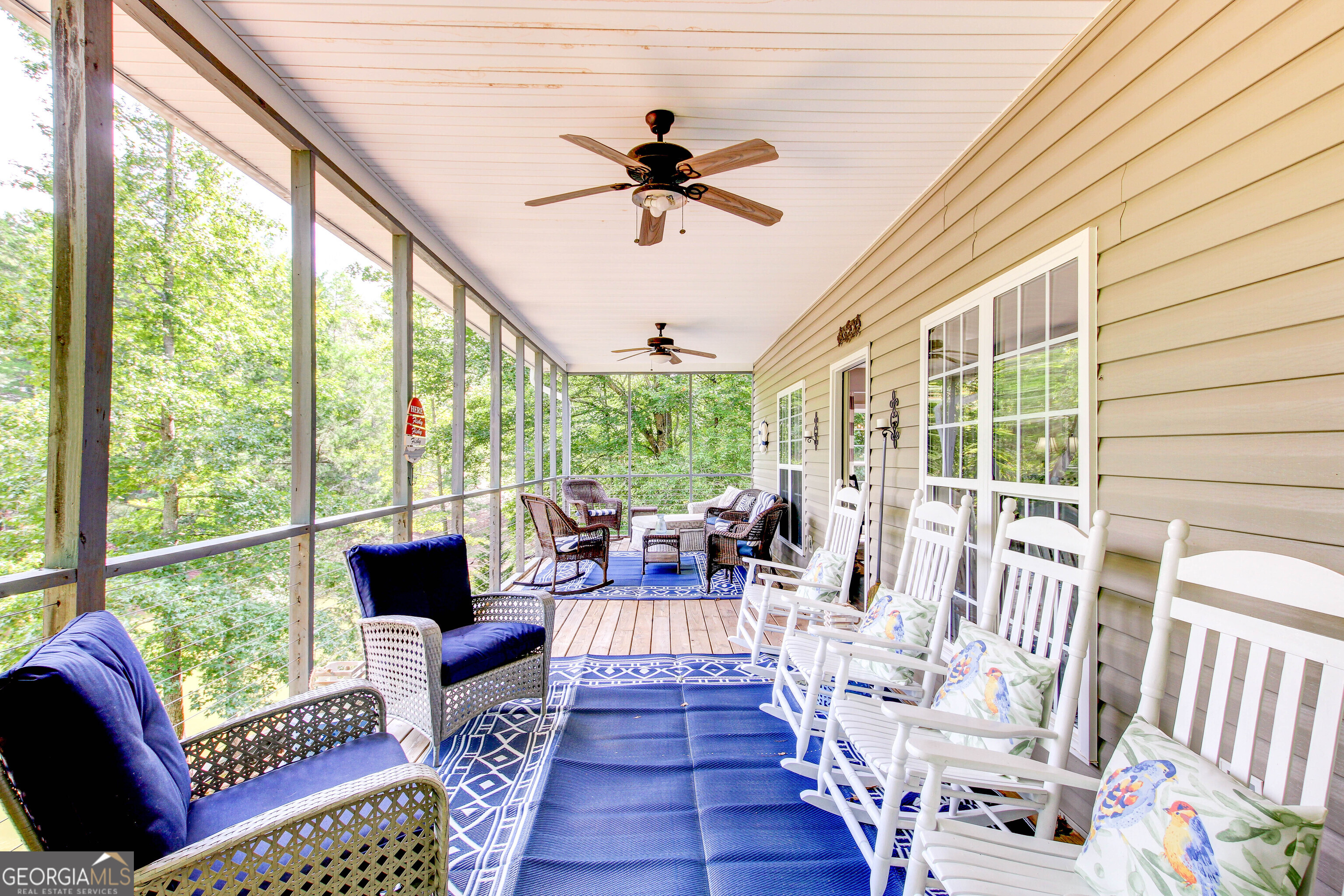 86 Waters Drive Property Photo 8