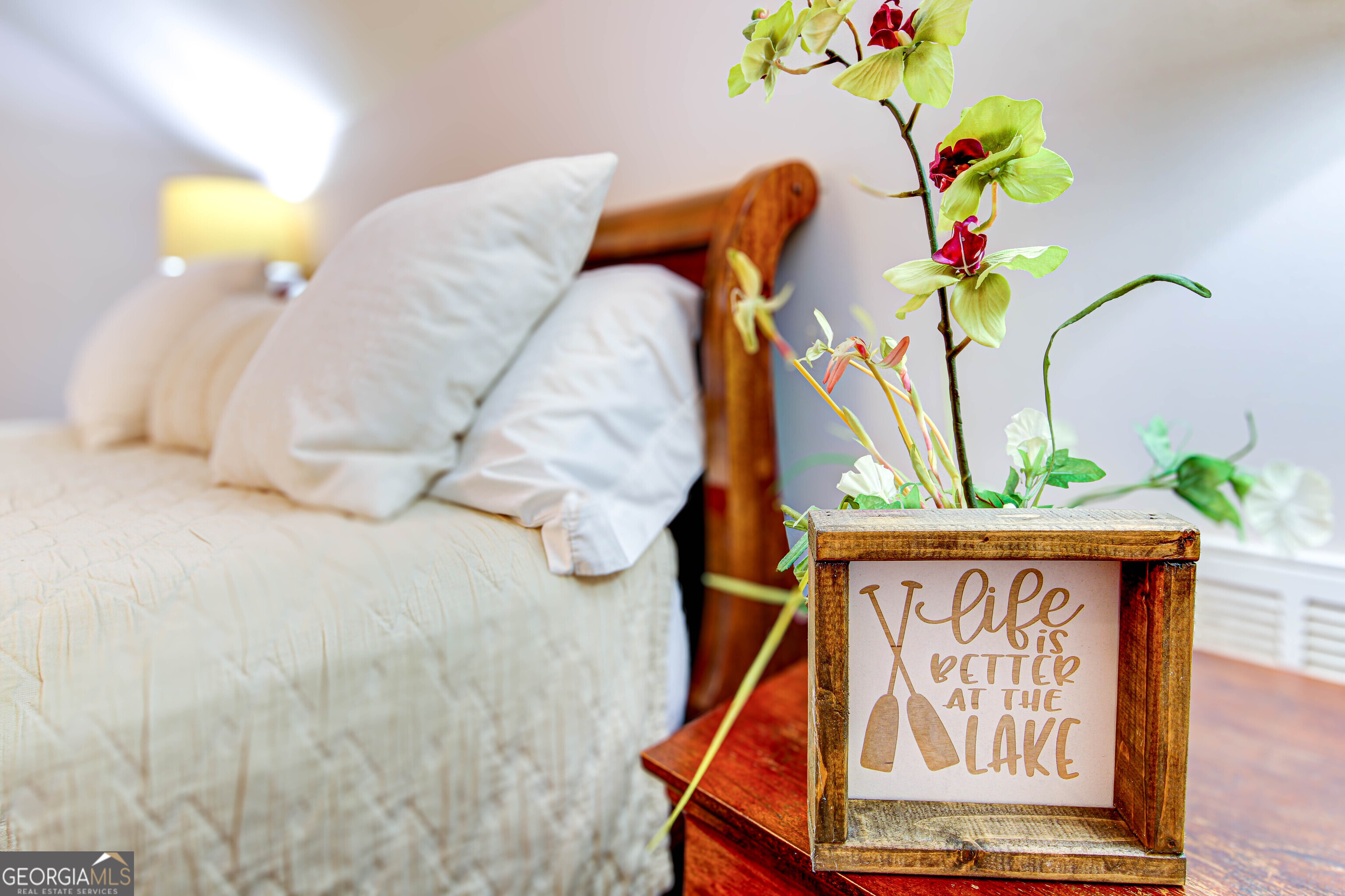 86 Waters Drive Property Photo 13