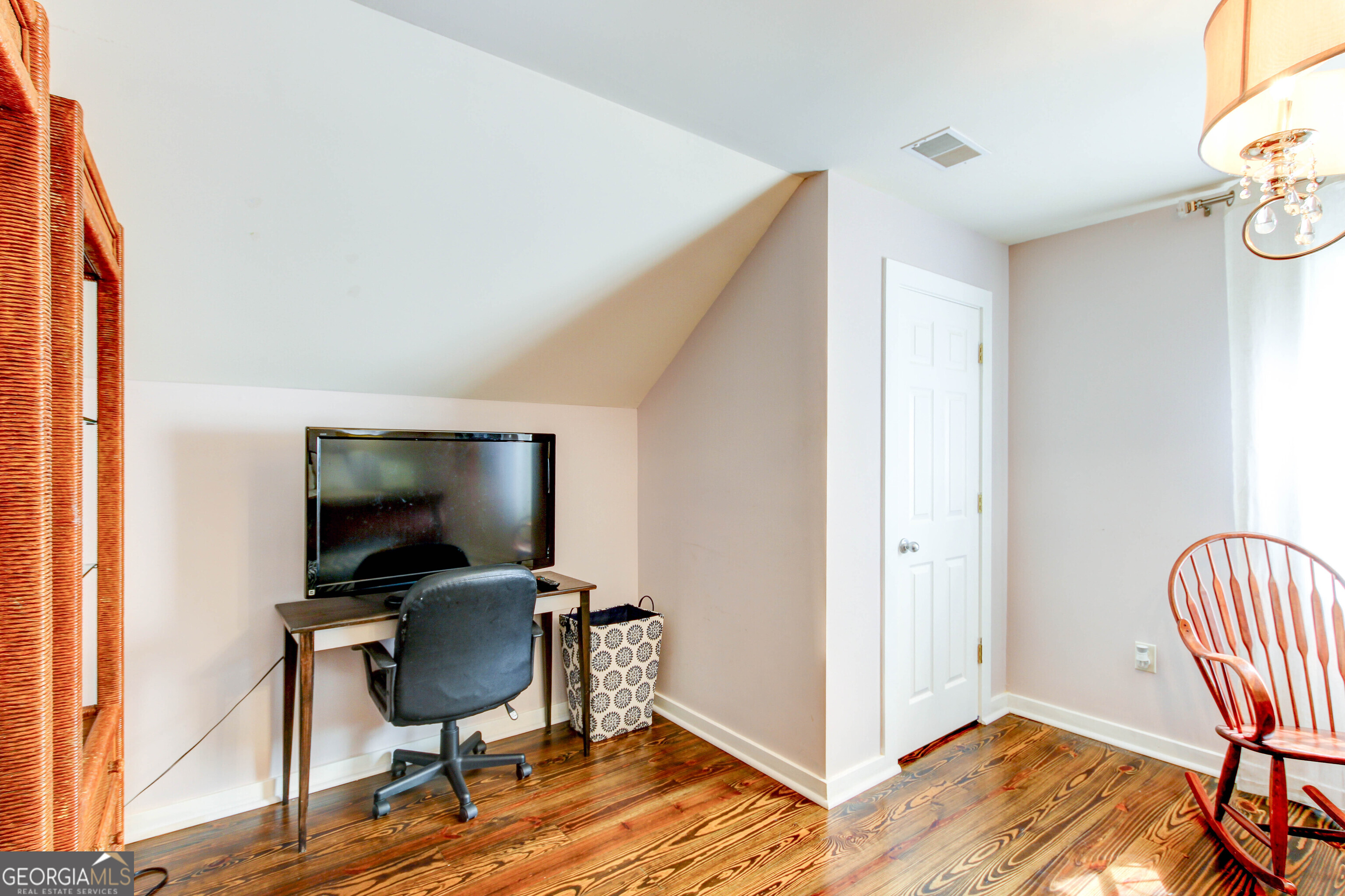 86 Waters Drive Property Photo 14