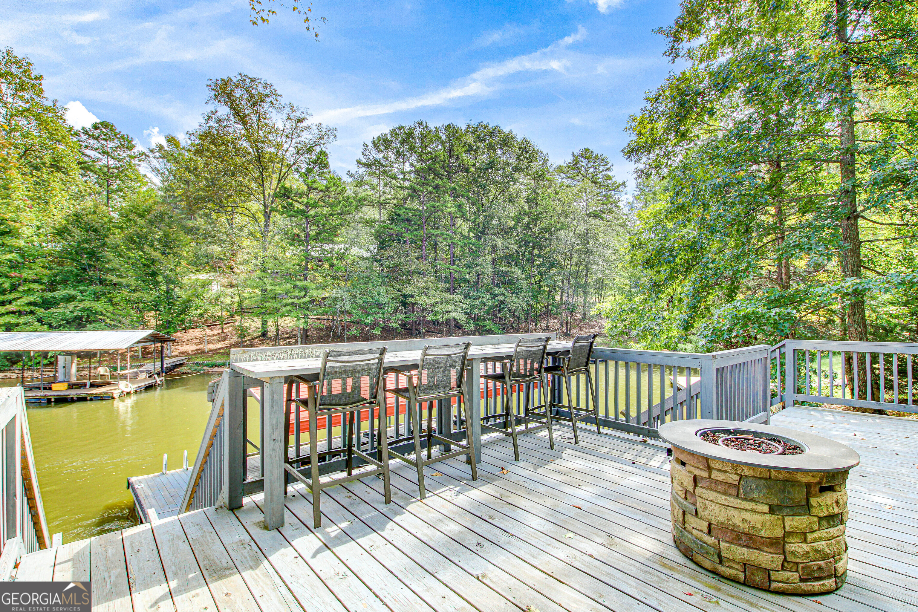 86 Waters Drive Property Photo 24