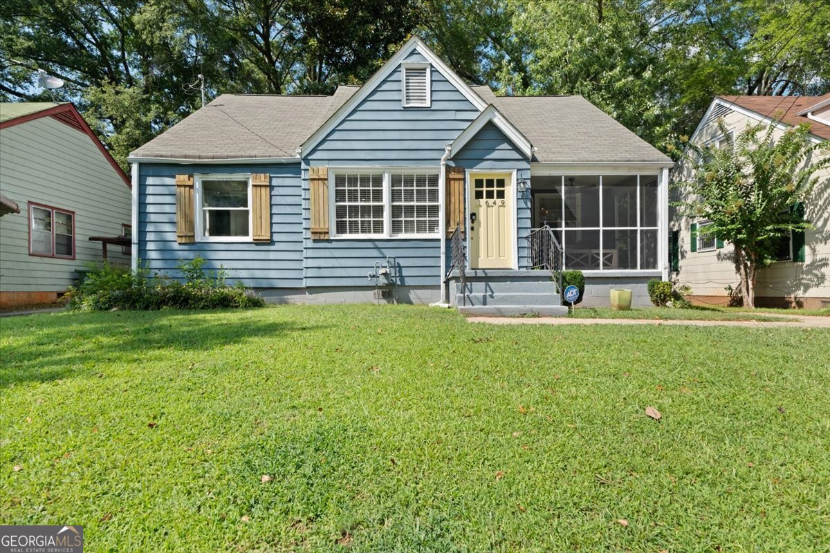 1649 Beecher Street SW Property Photo 1