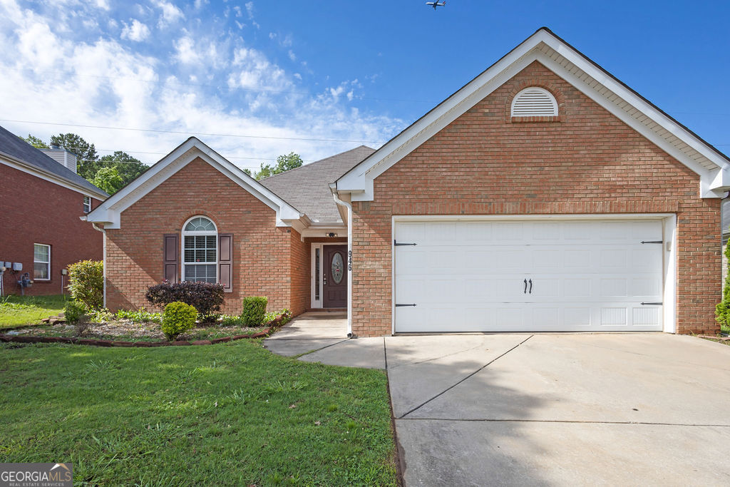 3946 Village Crossing Lane Property Photo 1
