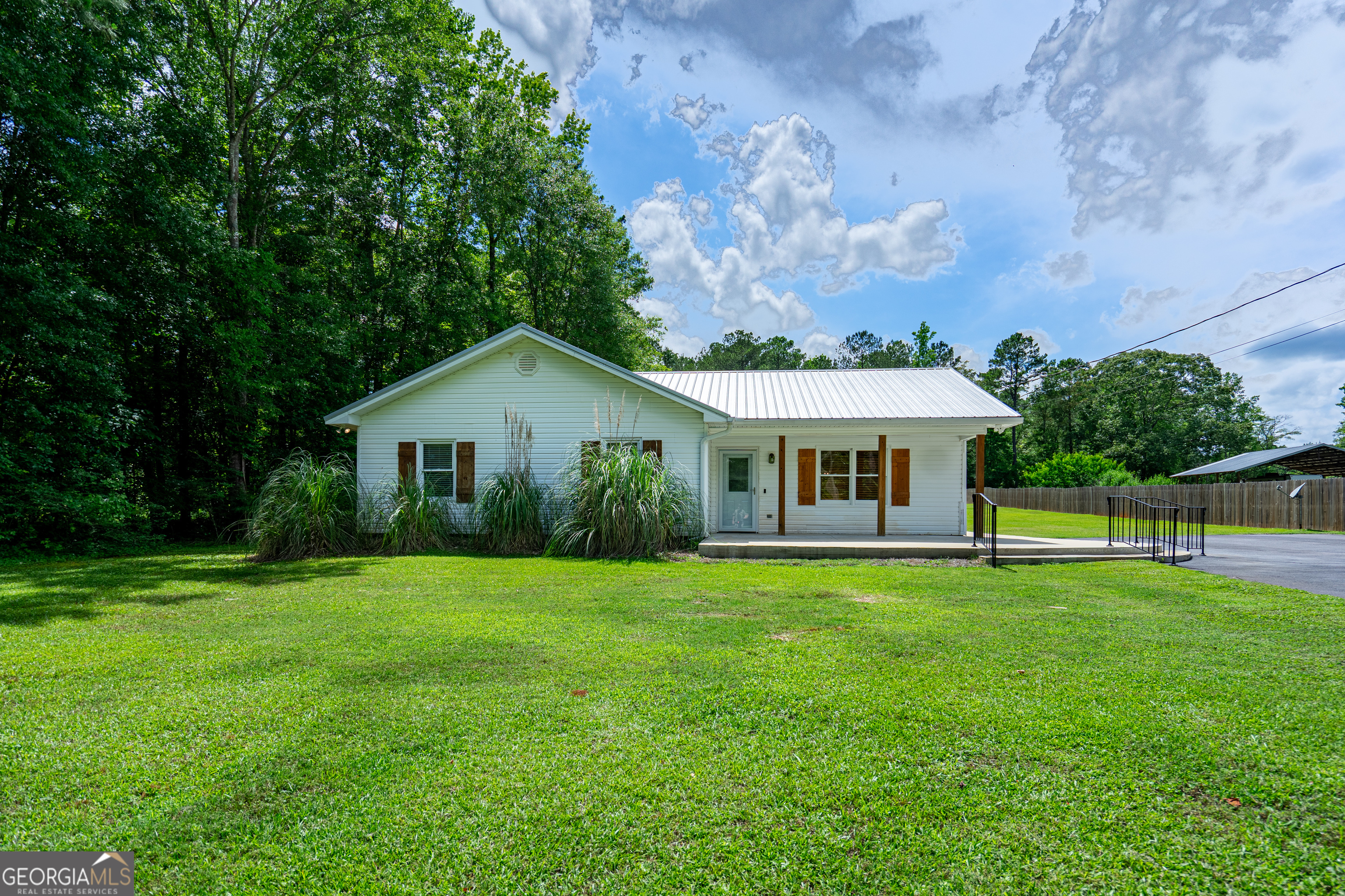 3455 County Road 288 Property Photo 1