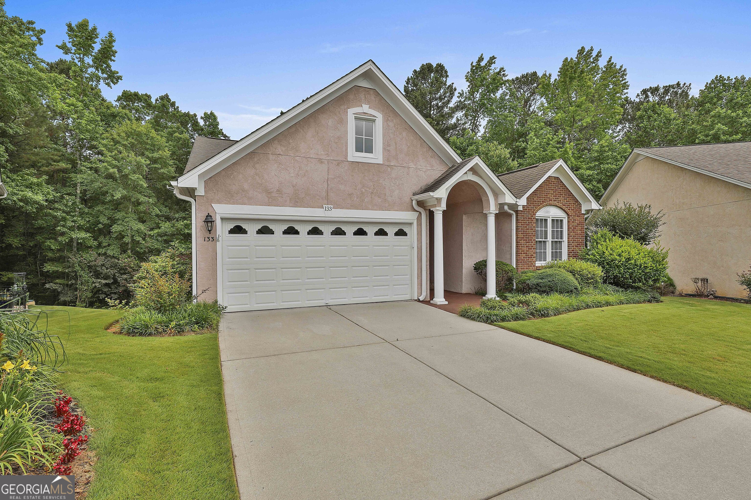 133 Sea Island Drive Property Photo 1