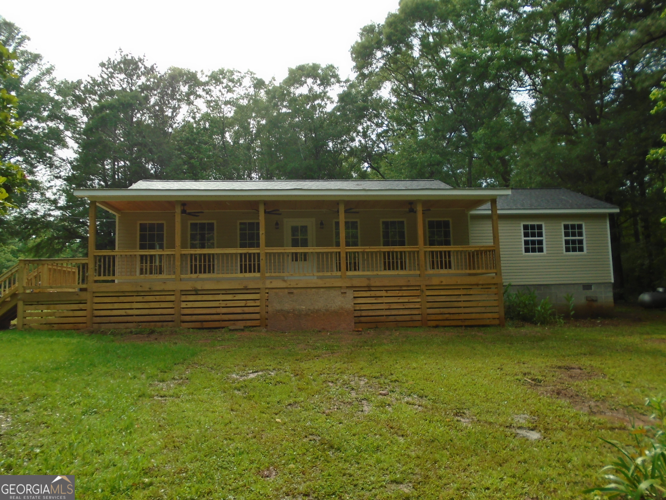 621 Zebulon Road Property Photo 1