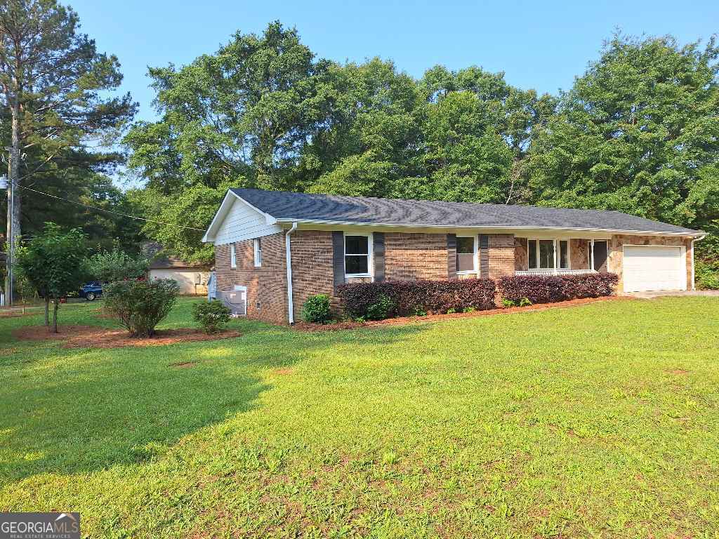 1261 Glenn Carrie Road Property Photo 1
