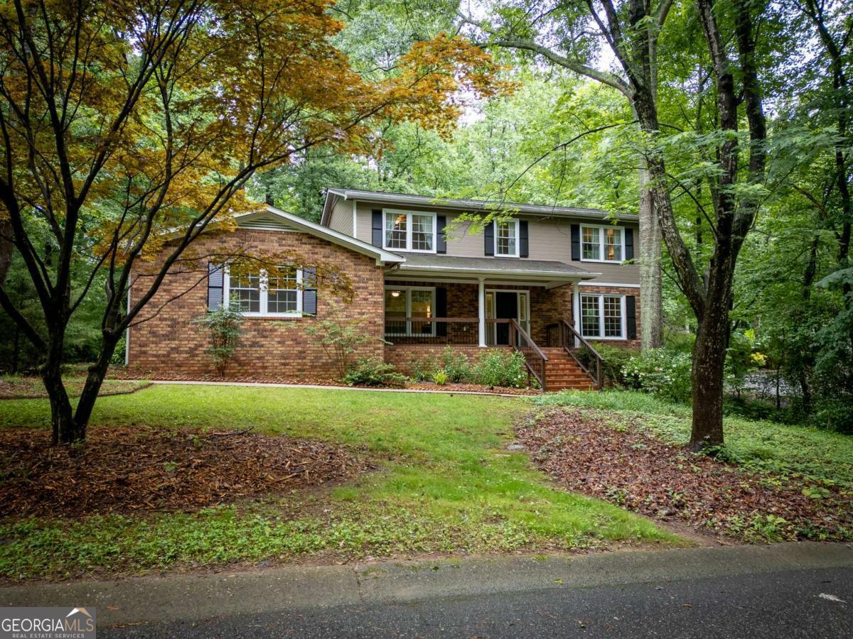 146 Dunwoody Drive Property Photo 1