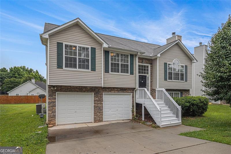 1501 Buckingham Place Property Photo 1
