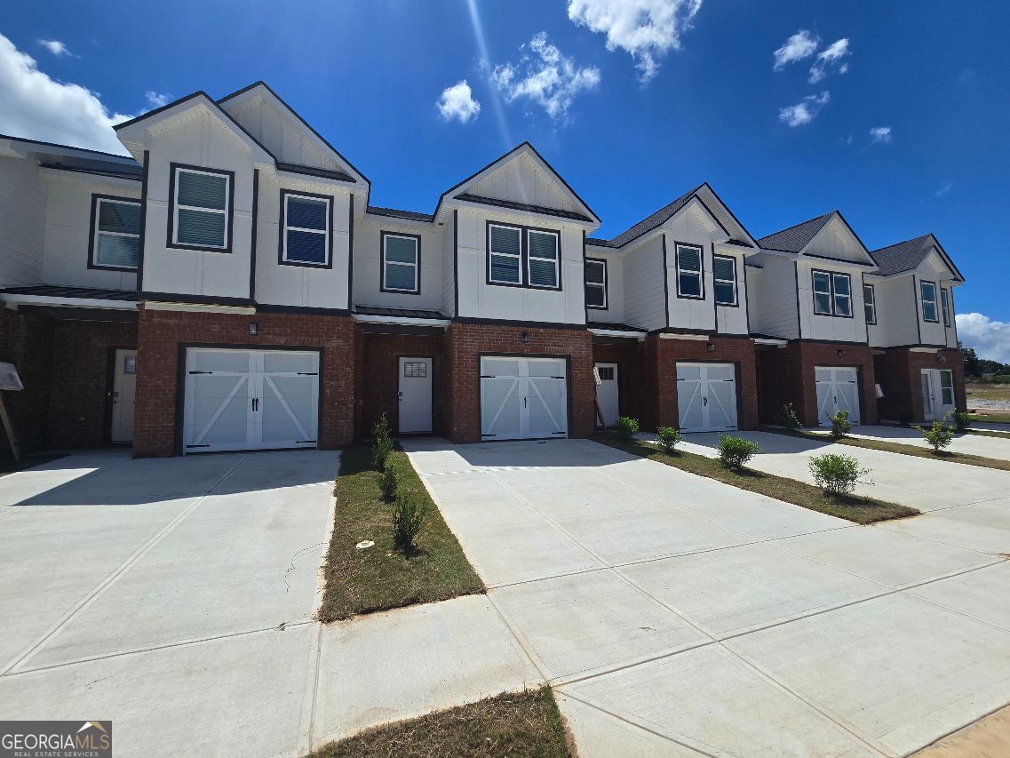4809 Orchard Grove Way # 170 Property Photo 1