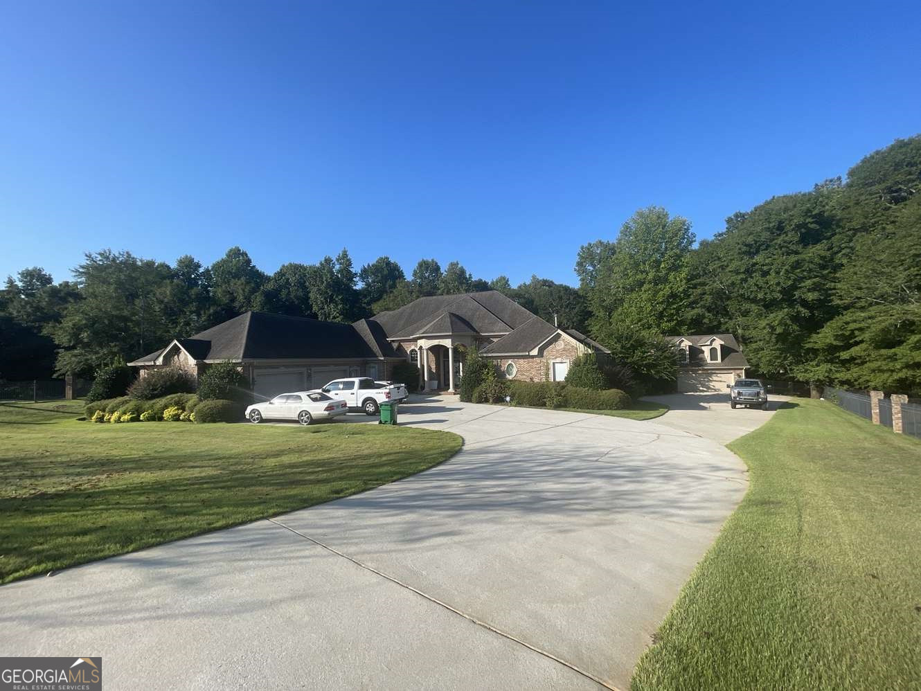 624 Kristen Court Property Photo 1