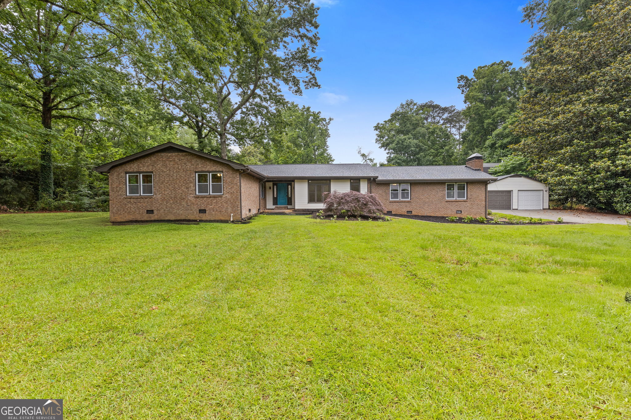 679 Creek View Drive Property Photo 1