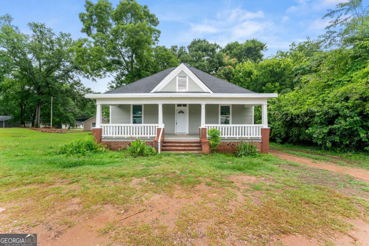 727 E Broadway Street Property Photo 1